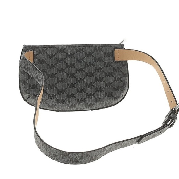 MICHAEL KORS Crossbody Fanny Pack Leather NWOT - Picture 3 of 7